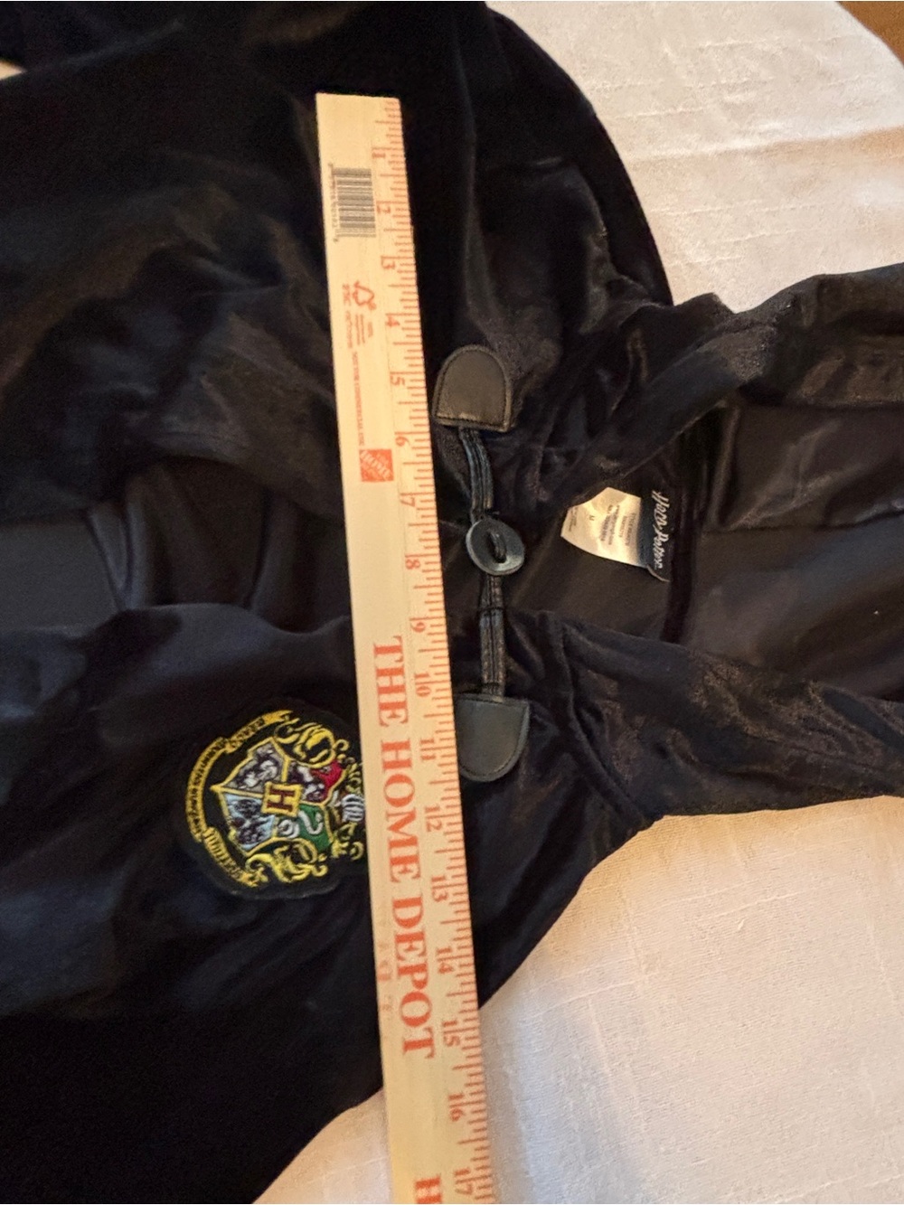 Harry Potter Black Velvet Hooded Robe with Draco Slytherin Patch Child’s Medium - Picture 6 of 7
